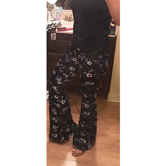 HP🎉Floral print  palazzo pant One size left large! - Picture 7 of 8